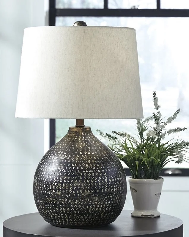 Maire Metal Table Lamp by Ashley Furniture